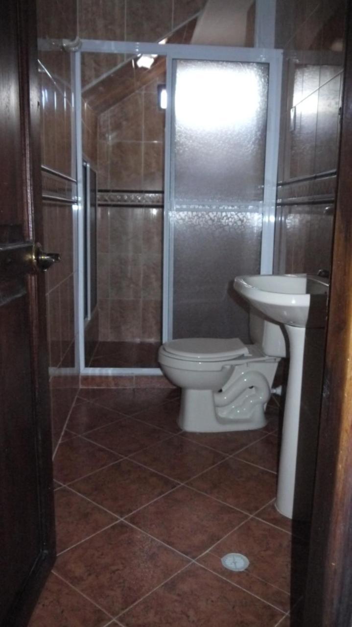 Hostal Naty Luna ハルディン エクステリア 写真